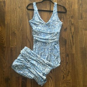 Cynthia Rowley size small maxi super soft dress with pockets